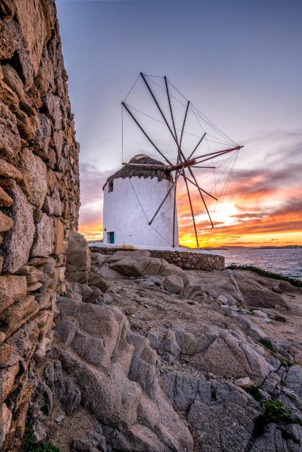 Windmills House In Mykonos Town